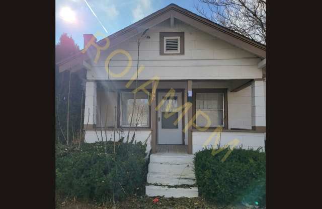 2 Bed / 1 Bath Rental – $1,500/month – 359 2nd Avenue North photos photos