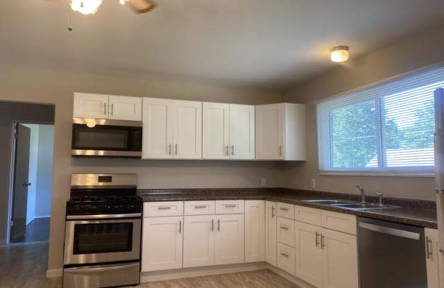 2485 Wedgwood Drive West Gallery 3