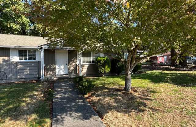 Cozy 2 Bedroom Unit in Lakewood Gallery 3
