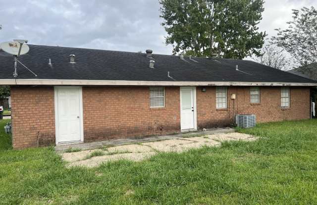 209 S Moss Drive Gallery 2