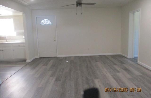 5657 S Pasadena Road Gallery 2