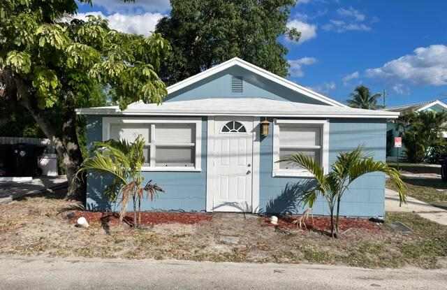23 1/2 Ocean Breeze Street Gallery 2