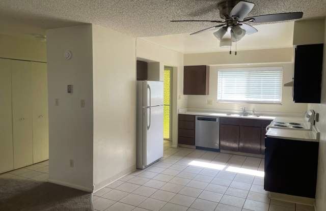 482 SMITHRIDGE PK Gallery 4