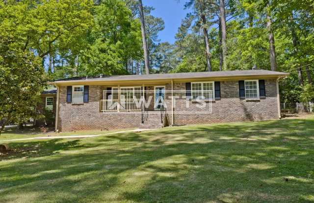 Charming & Spacious 3-Bed Home in City of Hoover photos photos