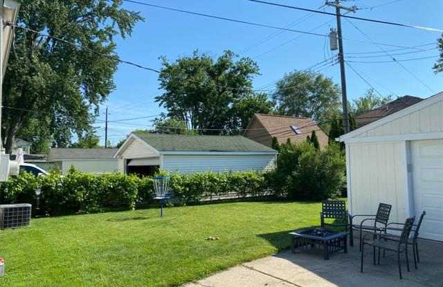 3446 THOMAS Avenue Gallery 2