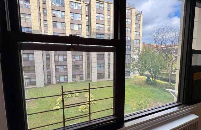 98-41 64th Road unit: 2D Gallery 4