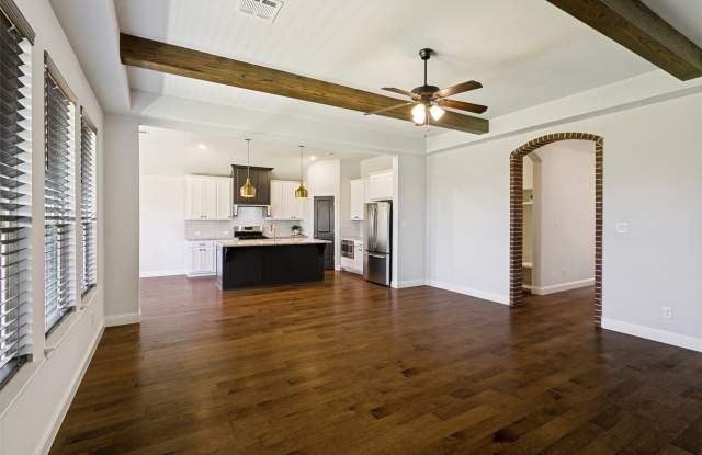 817 Highlands Avenue Gallery 4