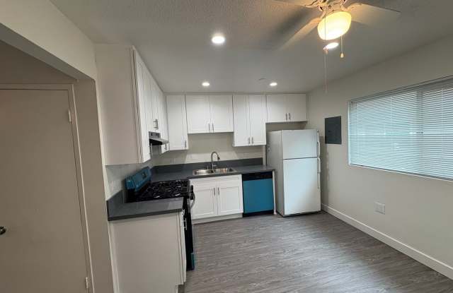 779 Shalimar 4 Plex photos photos