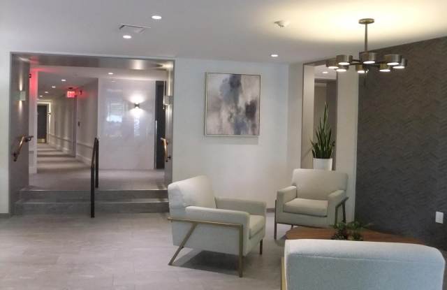 1637 OAKWOOD Drive Gallery 2