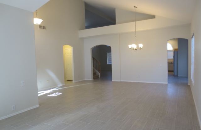 6174 W. Quail Ave. Gallery 3