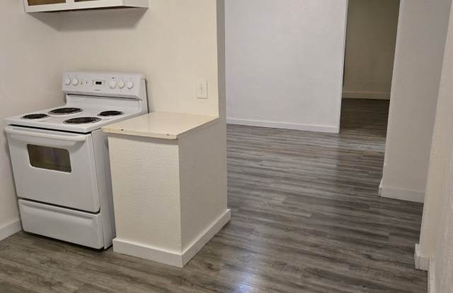 29 Douglas Ave photos photos