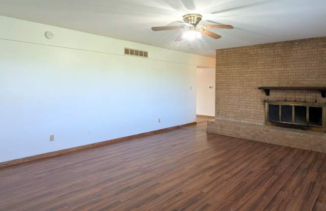 Spacious 3-Bedroom, 2-Bathroom Home Gallery 4