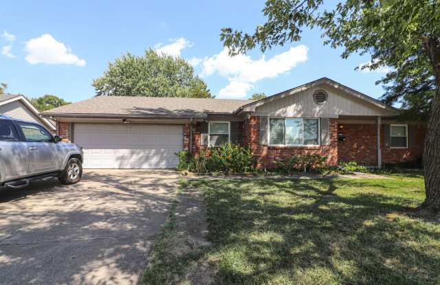 Single story ranch on a quiet Cul-de-sac! Gallery 1