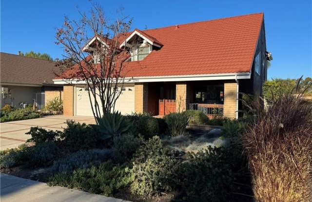 22911 Plainview - 22911 Plainview Circle, Lake Forest, CA 92630