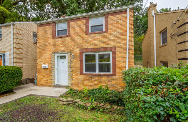 AVAILABLE OCT 1ST!! GORGEOUS 2 BEDROOM HOUSE IN BROOKLINE! photos photos