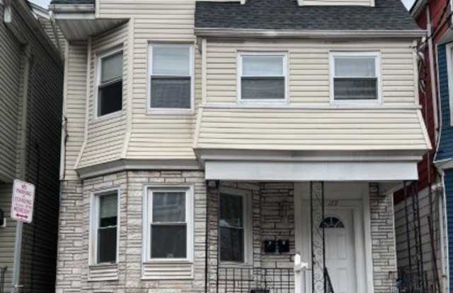 177 S 9th St photos photos