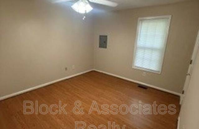1819 Saddlewood Court Gallery 3