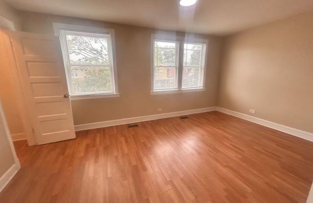 Updated 3-Bedroom Home with Front Porch and Fenced Yard Gallery 4