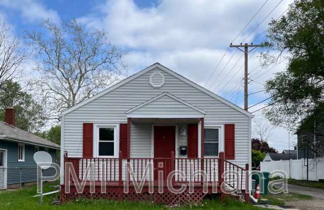 606 Meridian St photos photos
