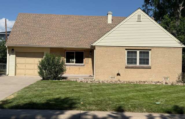 3BR Plus Office House, Remodeled  Charming in Denver DU photos photos