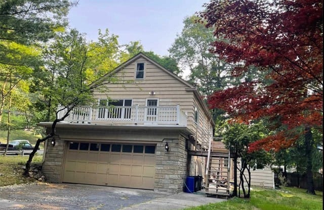 185 Goffle Hill Road - 185 Goffle Hill Road, Hawthorne, NJ 07506