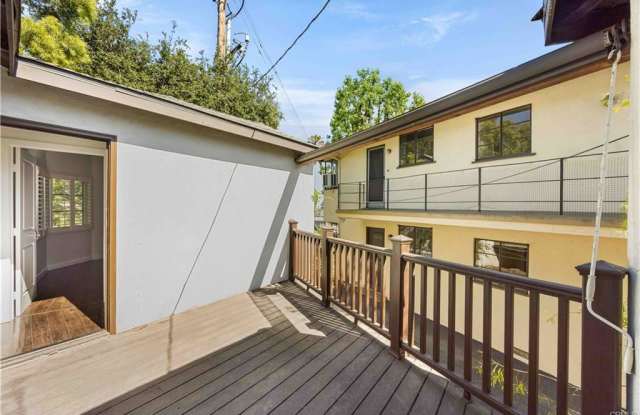 2649 Lake Avenue photos photos