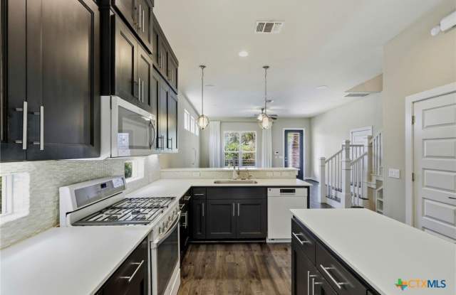 12221 Cottage Promenade Court Gallery 4