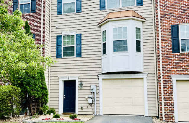 229 Whitley Dr photos photos