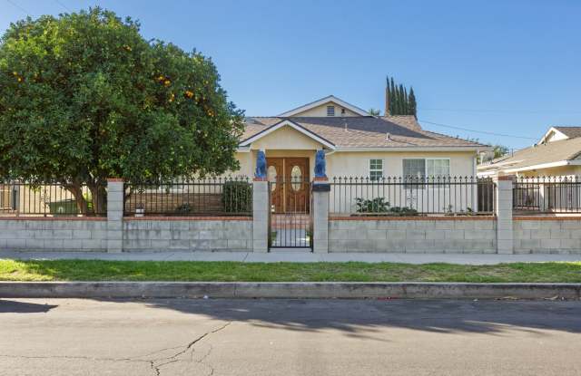 Spacious Mission Hills Home – Modern Comfort in a Prime Location! - 15424 Mayall Street, Los Angeles, CA 91345