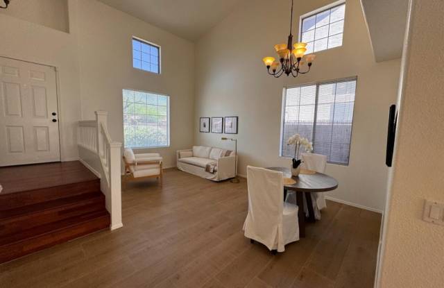 4046 E Agave Road Gallery 3