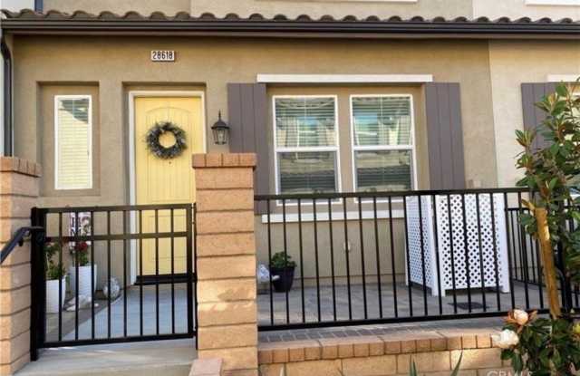 28618 Jardineras dr photos photos