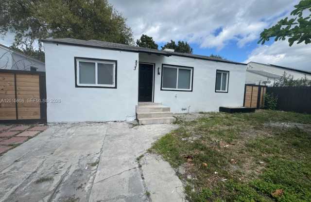 833 NW 75th St photos photos