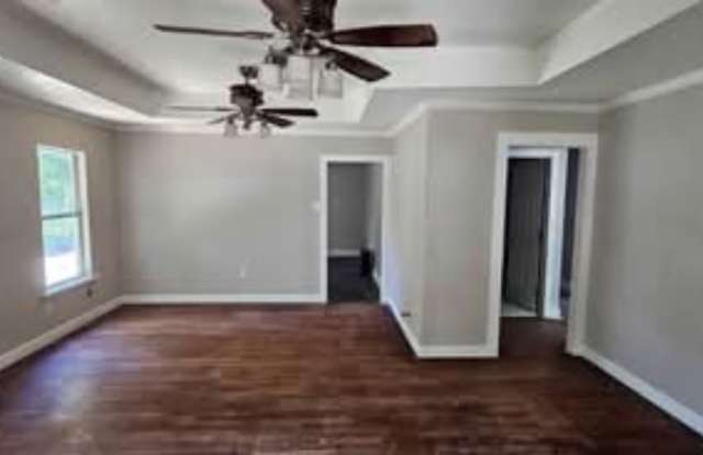 1962 Rice Drive Gallery 4