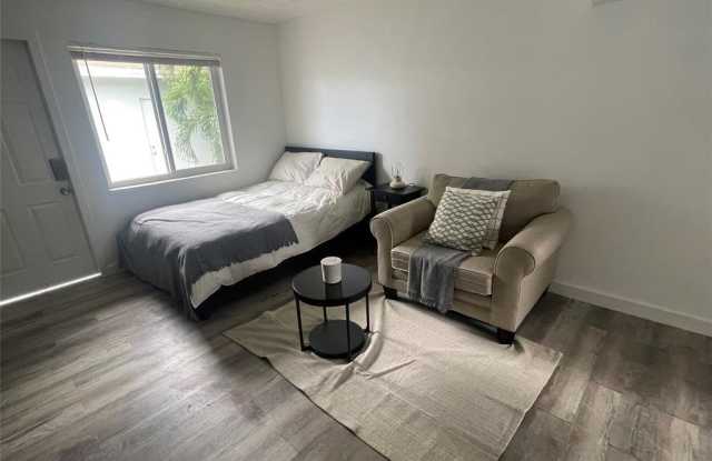 1133 NE 15th Ave photos photos