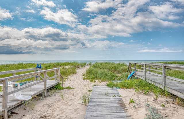 826 Dune Road Gallery 3