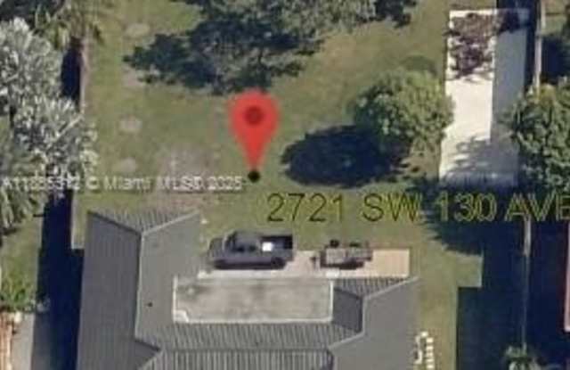 2721 SW 130th Ave photos photos