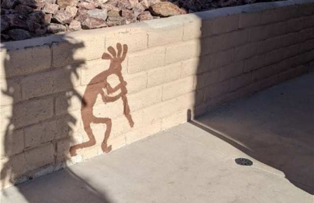 2048 Mesquite Lane Gallery 2