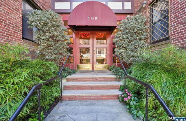 109 Grand Avenue 4A photos photos