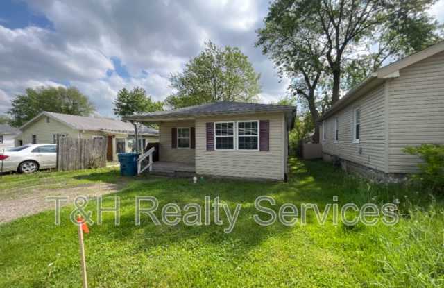 1023 S Worth Ave photos photos