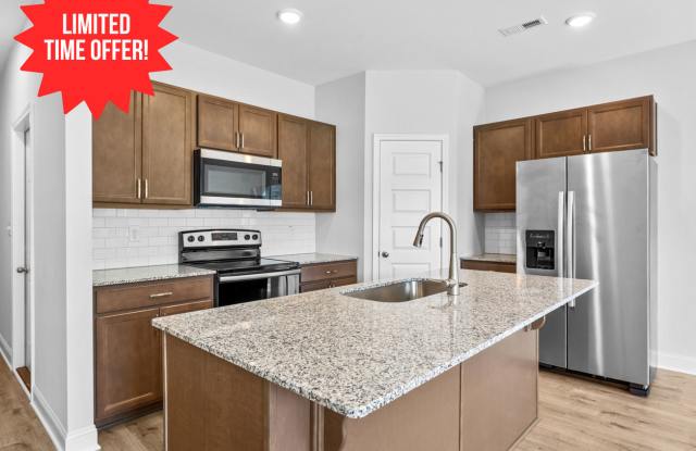 $500 Off Your First Full Month- Move in Special! 3 Bedroom Townhome in Smithfield! Gallery 1