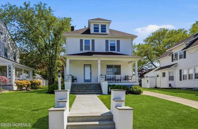 74 Poplar Avenue Gallery 2