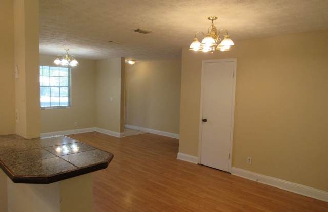 7421 N. Deepwood Dr Gallery 4