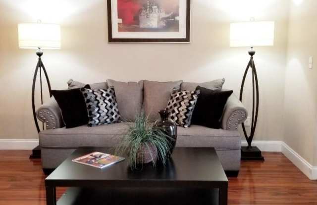 2487 LANCIEN COURT Gallery 4