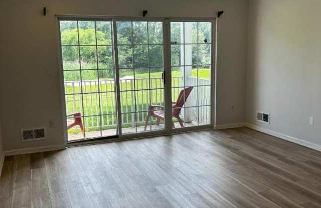 2909 Lindsley Rd - 2909 Lindsley Road, Bradley Gardens, NJ 08807