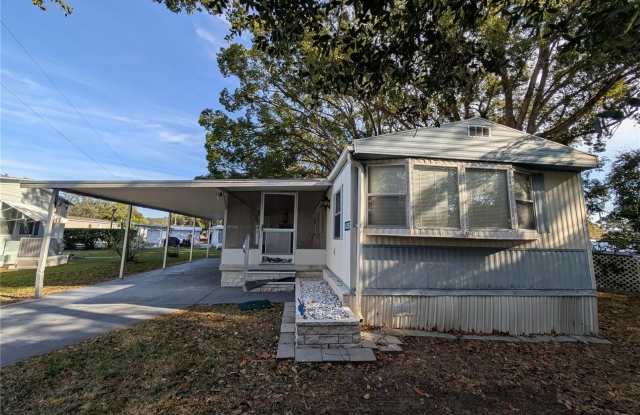 5535 BETHANY LOOP - 5535 Bethany Loop, Zephyrhills, FL 33542