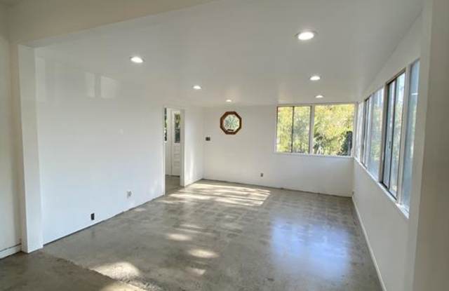 4322 RAYMOND Avenue Gallery 3
