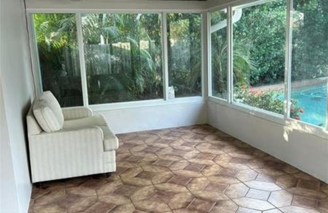 43 Northeast 29th Street - 43 Northeast 29th Street, Wilton Manors, FL 33334