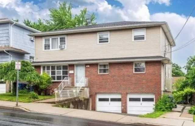 413 Essex Street 2nd Floor photos photos