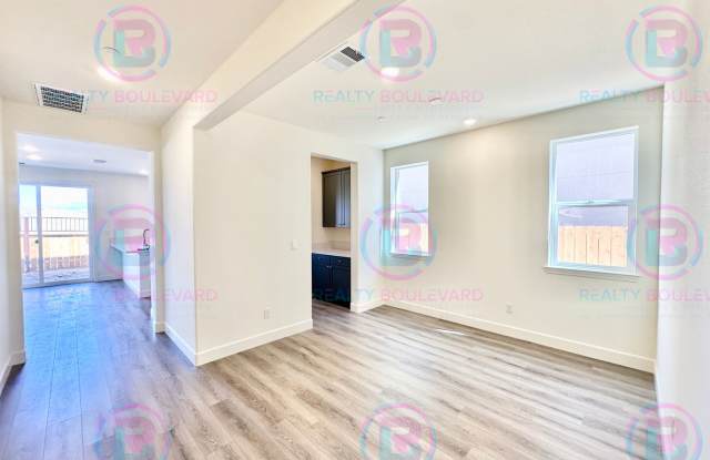 Home in the Five Ridges Community 4 Bedroom 3 Bathroom 2 Car Garage With Loft Gallery 4