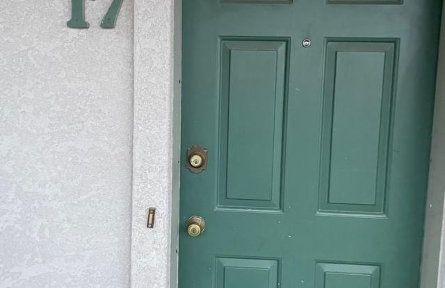 2 bedroom, 2 bath Condo Available photos photos